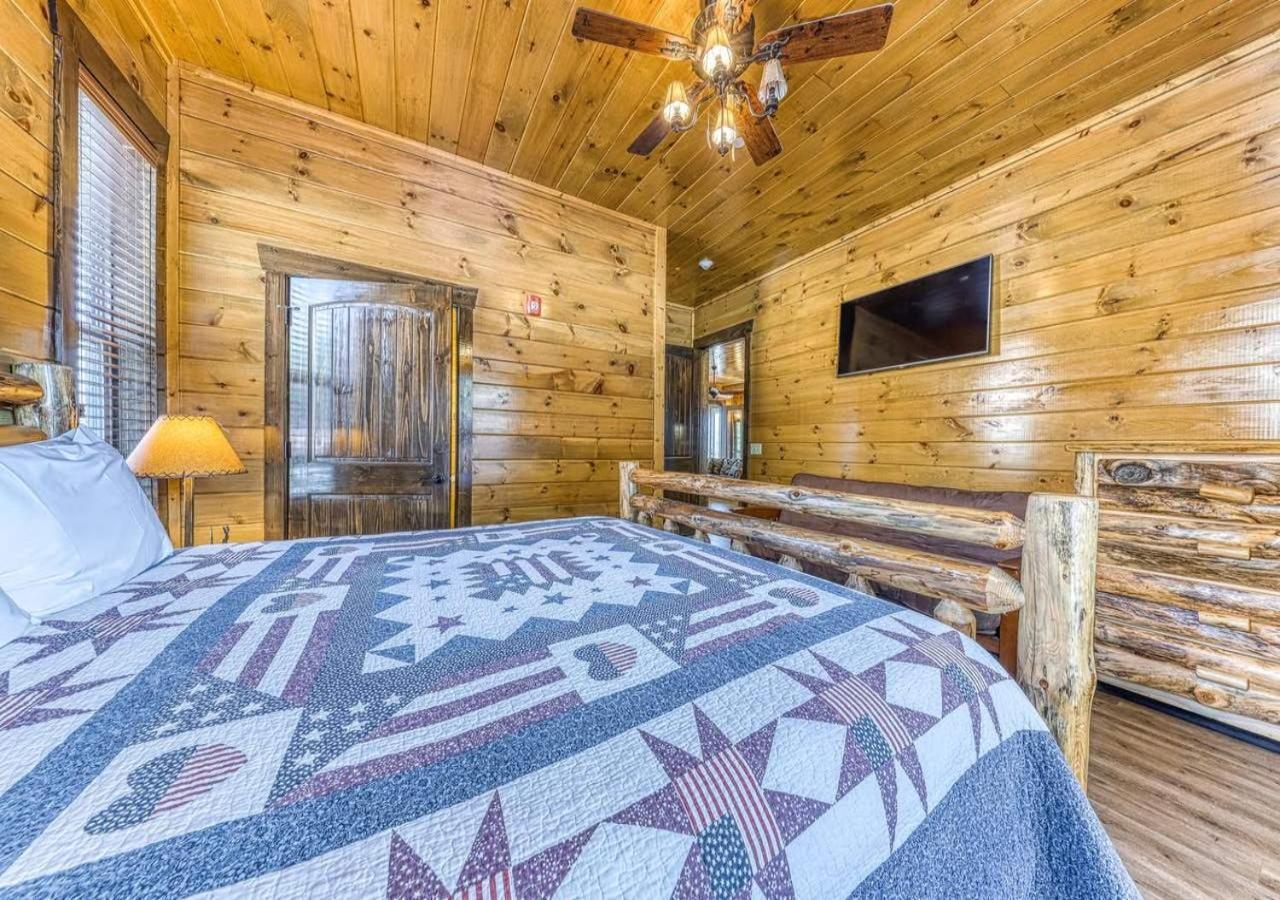 Mountain Splash Lodge - Pigeon Forge, TN Sevierville Eksteriør billede